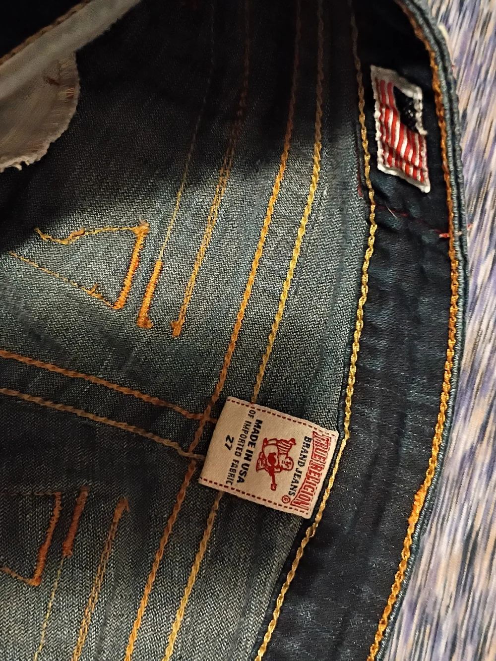 (2)-TRUE RELIGION JEANS